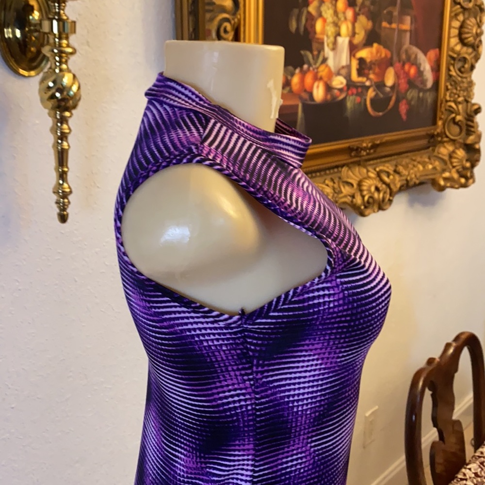 Dress - Picture 5 of 5